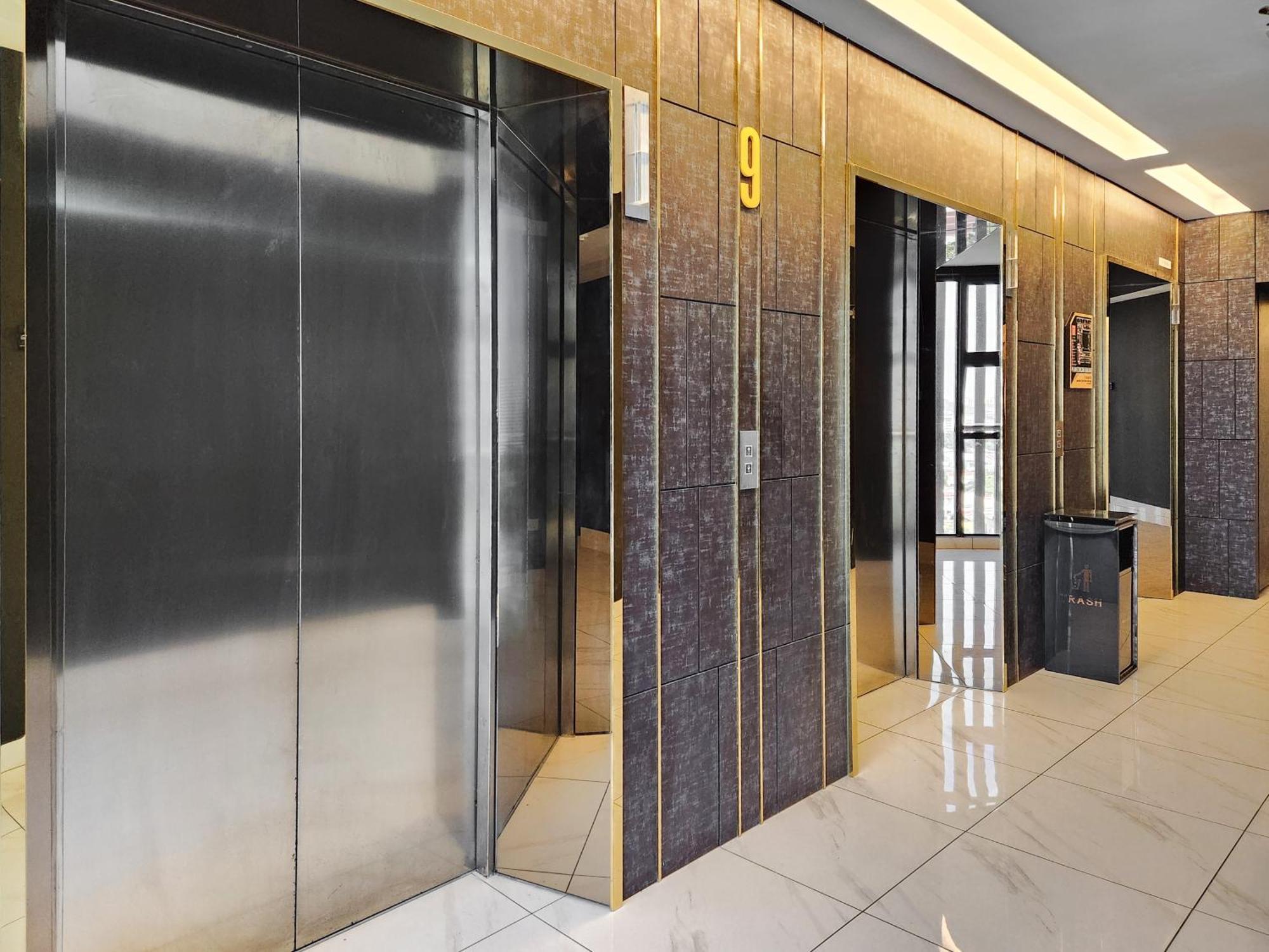 Fox Hotel Glenmarie 莎阿南 外观 照片